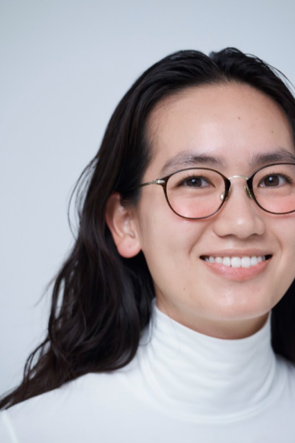 かけるだけで簡単チーク効果！「チークカラーレンズ」販売中！ │JINS