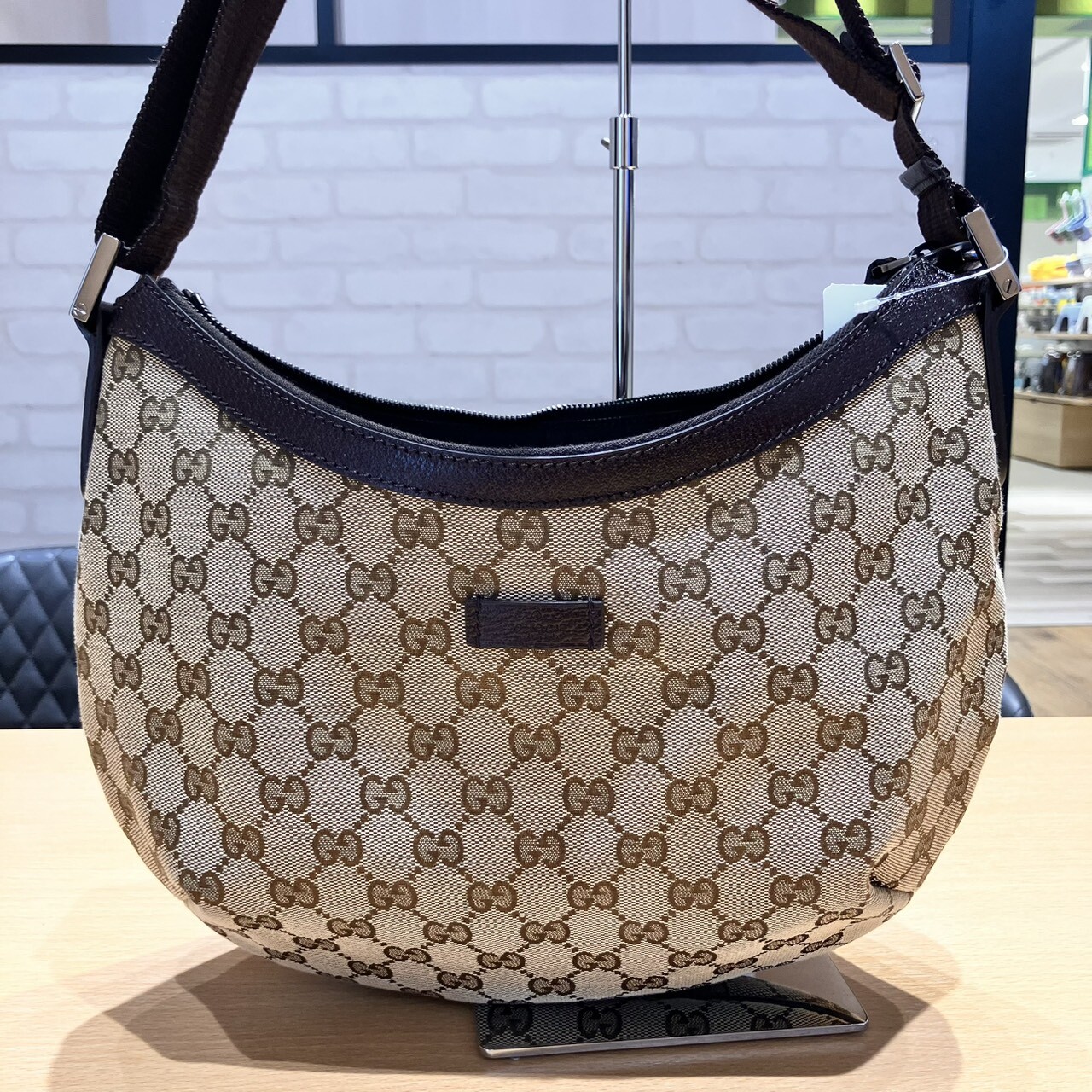 グッチ GGキャンバスショルダーバッグ お買取り致しました 