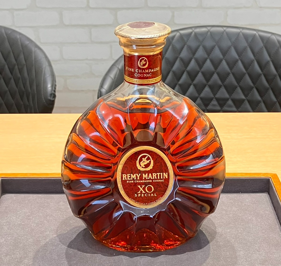 レミー・マルタンXO　旧式 スペシャル コニャック ブランデー　最終値下げ レミーマルタン XO スペシャル コニャック ブランデー 700mlをお買取り