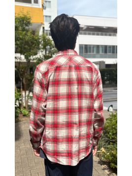 シャツ