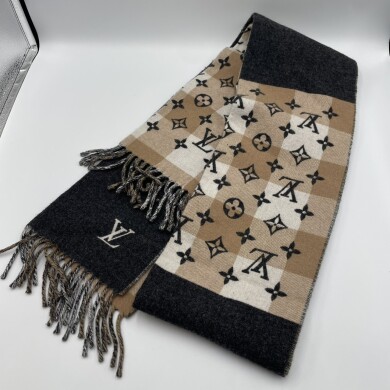 ルイヴィトン マフラーをお買取り致しました!