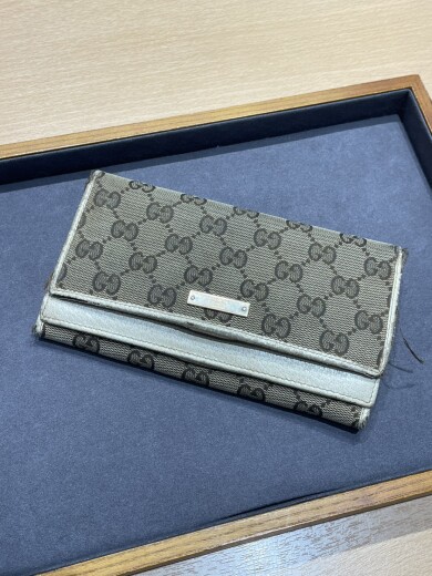 グッチGGキャンバス長財布お買取り致しました！