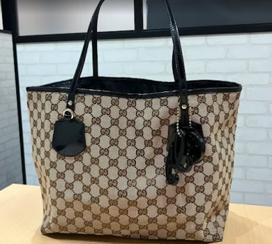 グッチ GGキャンバストートバッグお買取りいたしました♪
