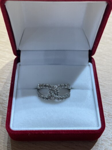 Pt900ダイヤモンドリングお買取り致しました！