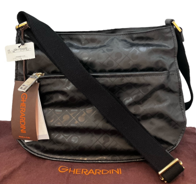 ゲラルディーニ ロゴモチーフ ショルダーバッグ !お買取り致しました!!!