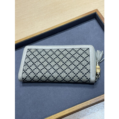 グッチ ディアマンテ タッセル ラウンドファスナー長財布お買取り致しました！