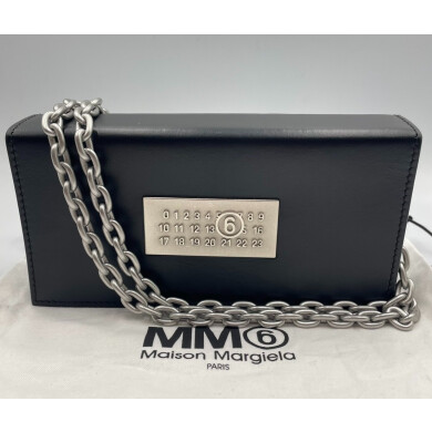 本日のお買取り品のご紹介(`・ω・´)