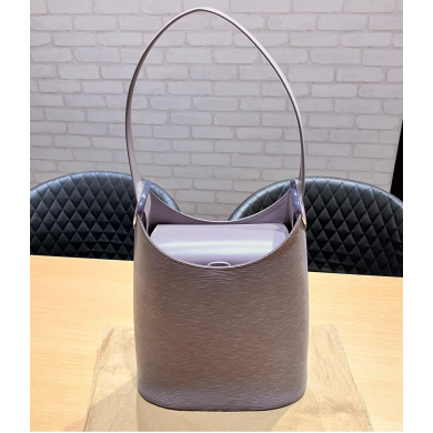 ルイヴィトン エピ ヴェルソー お買取り致しました！