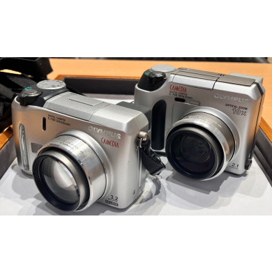 オリンパス カメラ OLYMPUS CAMEDIA DIGITAL CAMERA C-700 C-740 Ultra Zoom!!お買取り致しました!!!