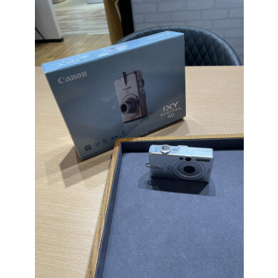 キャノンデジカメ IXY40お買取り致しました!
