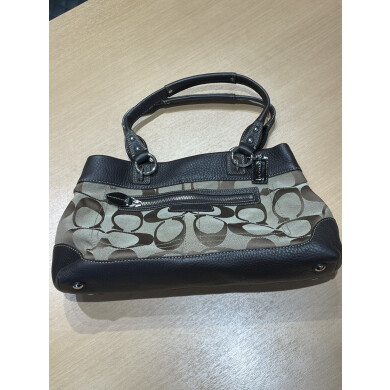 コーチ シグネチャー ハンドバッグお買取り致しました!