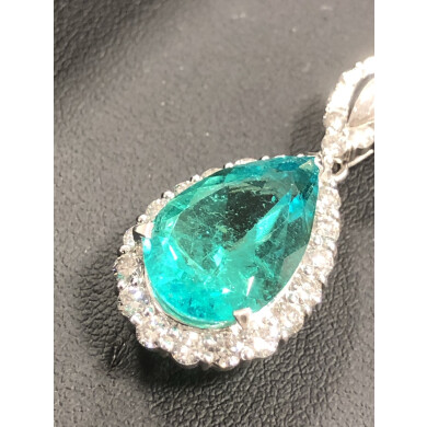 Pt900 エメラルド ネックレスお買取り致しました！