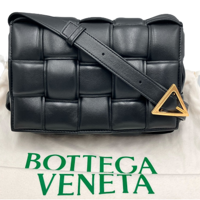 ボッテガヴェネタ!!おしゃれなバッグ!!お買取り致しました!!!