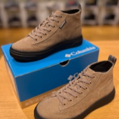 万能スニーカーを紹介！