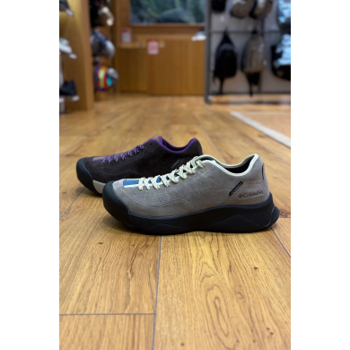 人気スニーカー新色入荷しました！