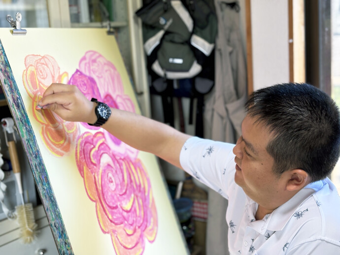 アミュからまちへアート発信！